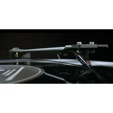 Проигрыватель с полностью автоматическим управлением Pro-Ject A1 (OM10) White